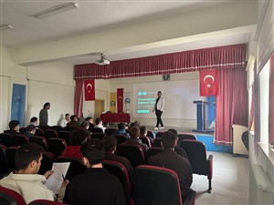 Elektronik ve Otomasyon Bölümü'nde Oryantasyon Toplantısı Düzenlendi
