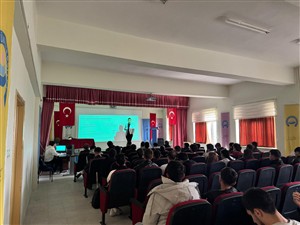 Elektronik ve Otomasyon Bölümü'nde Oryantasyon Toplantısı Düzenlendi