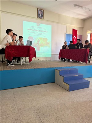 Ortaköy MYO’da 2 Yıllık Teknik Eğitim mi, 4 Yıllık Üniversite Eğitimi mi Daha Avantajlı Konulu Münazara Etkinliği Düzenlendi